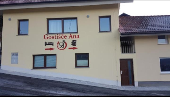 Hotel And Restaurant Ana Hrib-Loski Potok 외부 사진